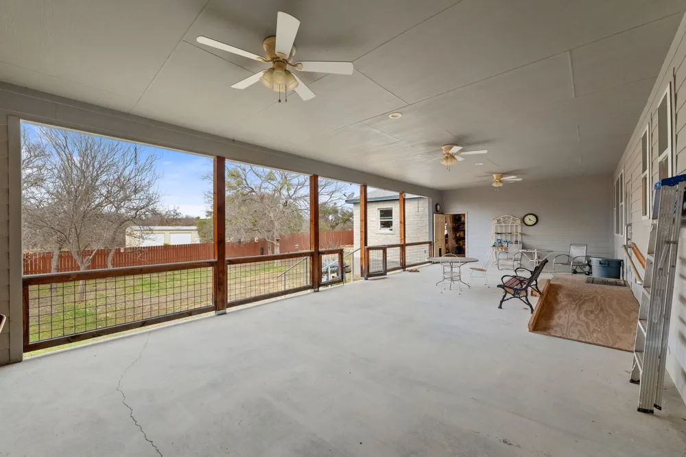 625 Skyline Drive Kingsland, TX 78639