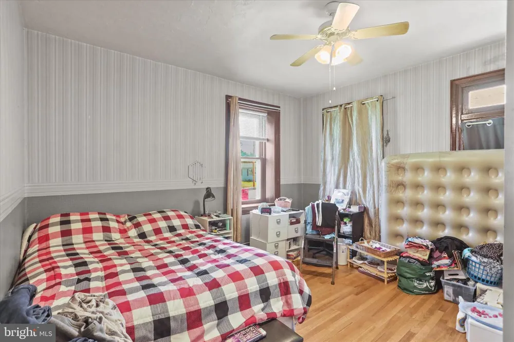 1228 BROADWAY Hanover, PA 17331