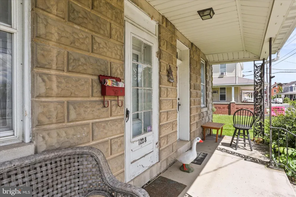1228 BROADWAY Hanover, PA 17331
