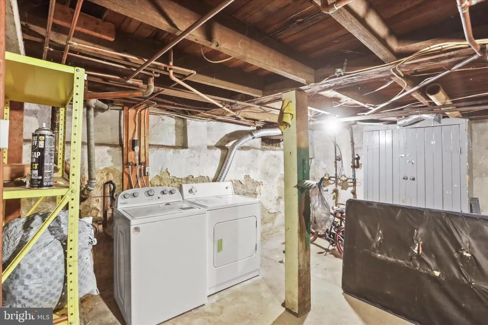 1228 BROADWAY Hanover, PA 17331