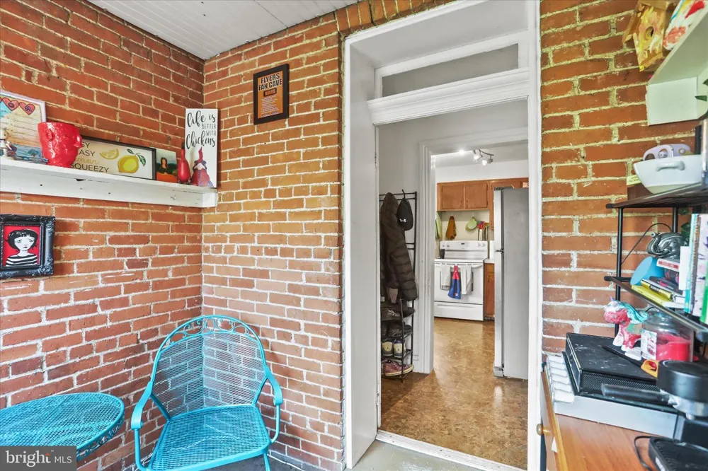 1228 BROADWAY Hanover, PA 17331