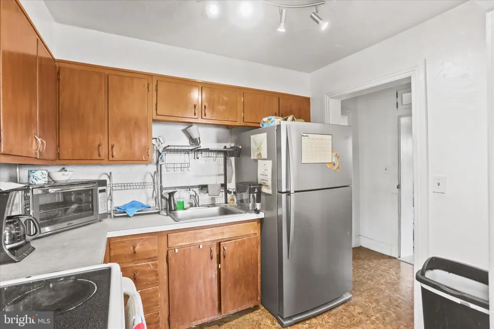 1228 BROADWAY Hanover, PA 17331