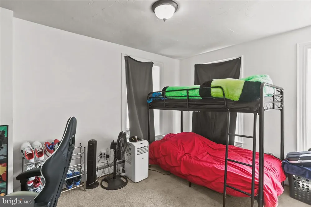 1228 BROADWAY Hanover, PA 17331