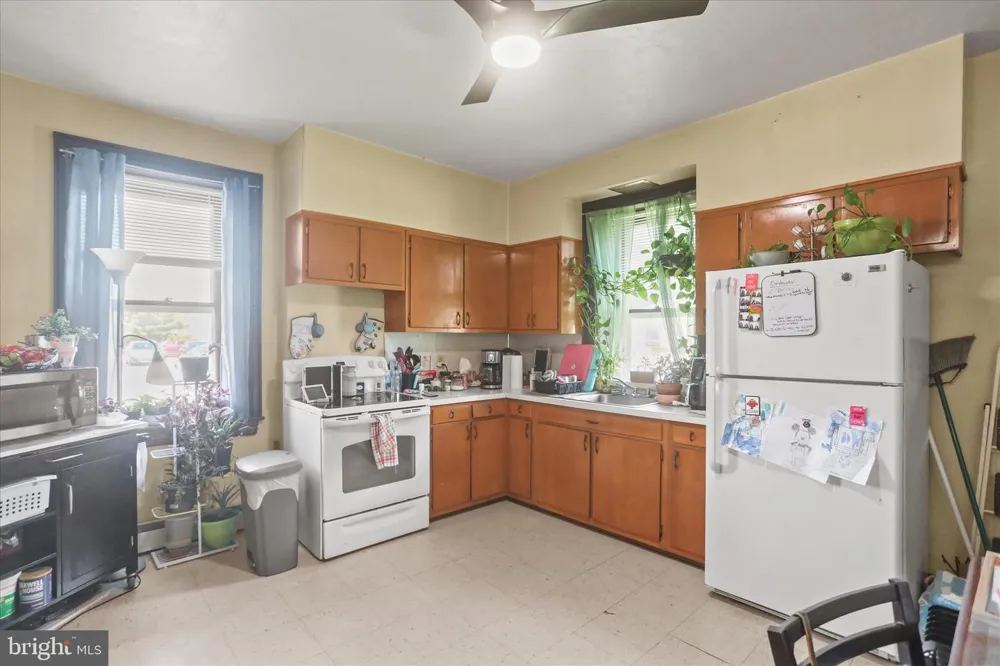 1228 BROADWAY Hanover, PA 17331