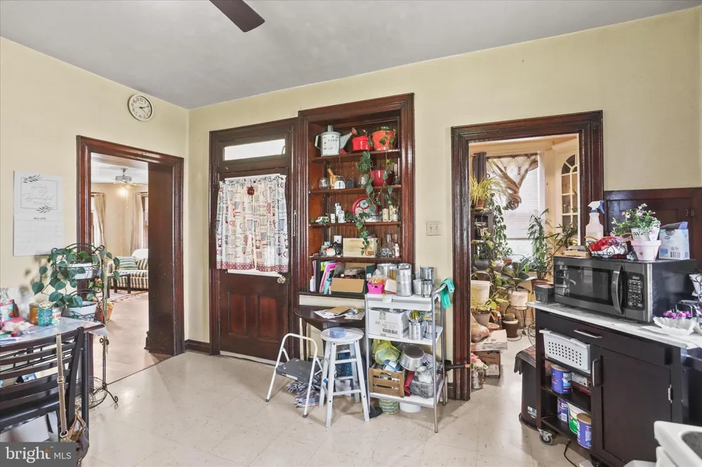 1228 BROADWAY Hanover, PA 17331