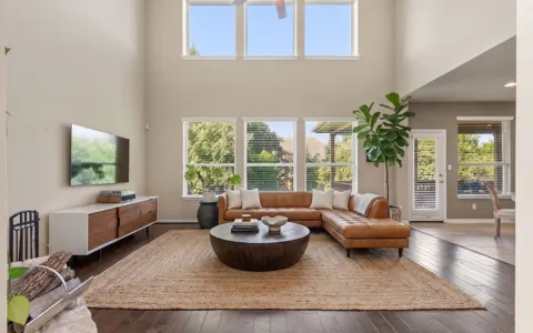 561 Stone View Trail