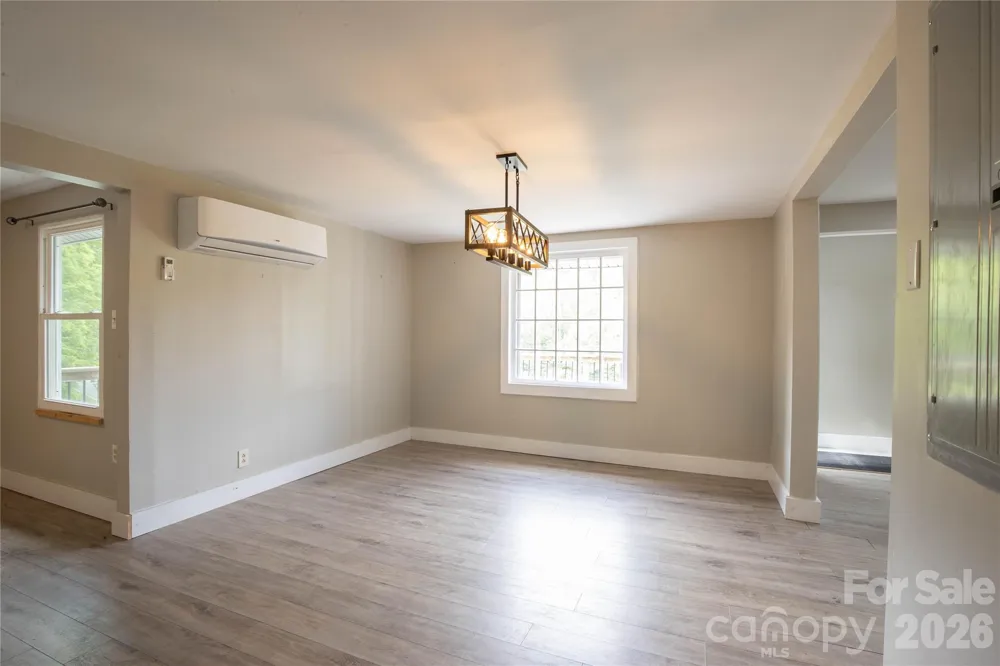 3477 Cane Creek Road Bakersville, NC 28705