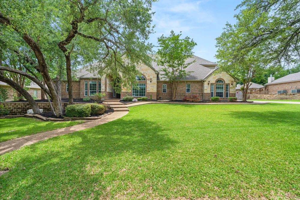 239 Eagle Landing Drive Temple, TX 76513