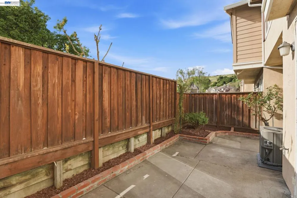 7318 Bower Ln Dublin, CA 94568