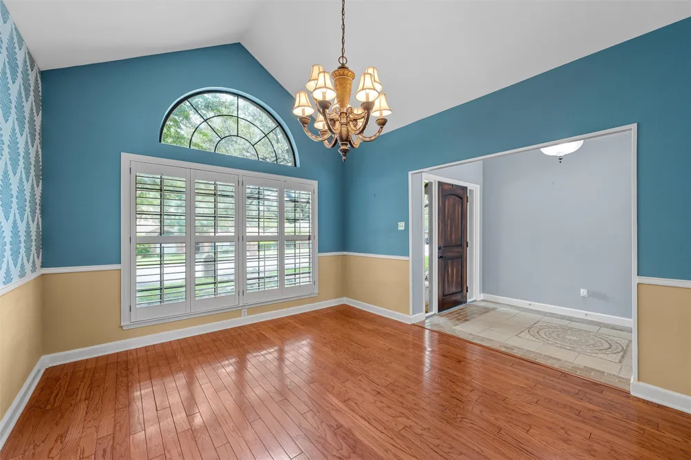 9406 Wildflower Drive Woodway, TX 76712
