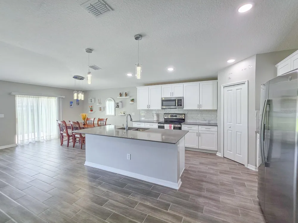 207 WINGED FOOT LANE Daytona Beach, FL 32124