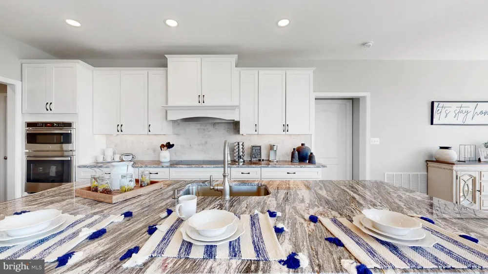 22416 HUMMINGBIRD ROAD Ellendale, DE 19941
