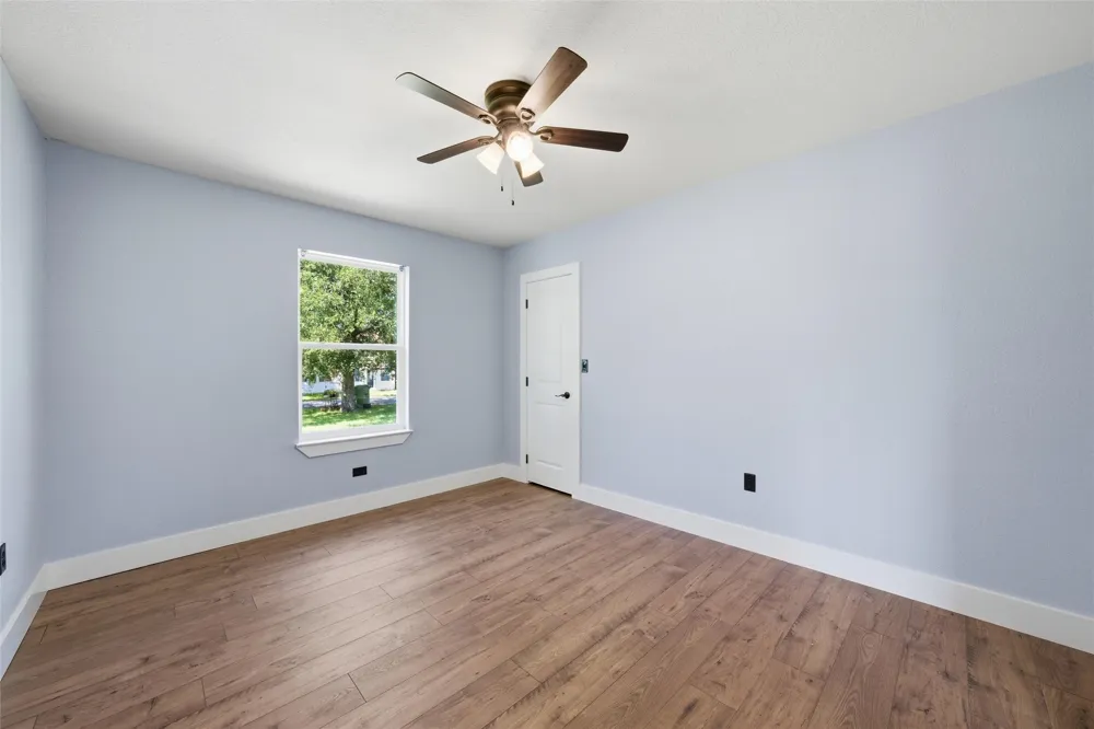 204 S Anderson Street Bremond, TX 76629