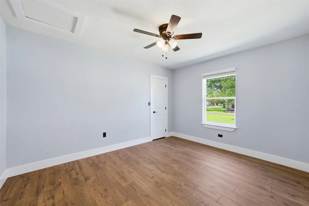 204 S Anderson Street Bremond, TX 76629