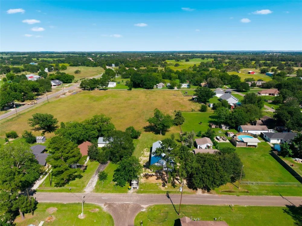 204 S Anderson Street Bremond, TX 76629