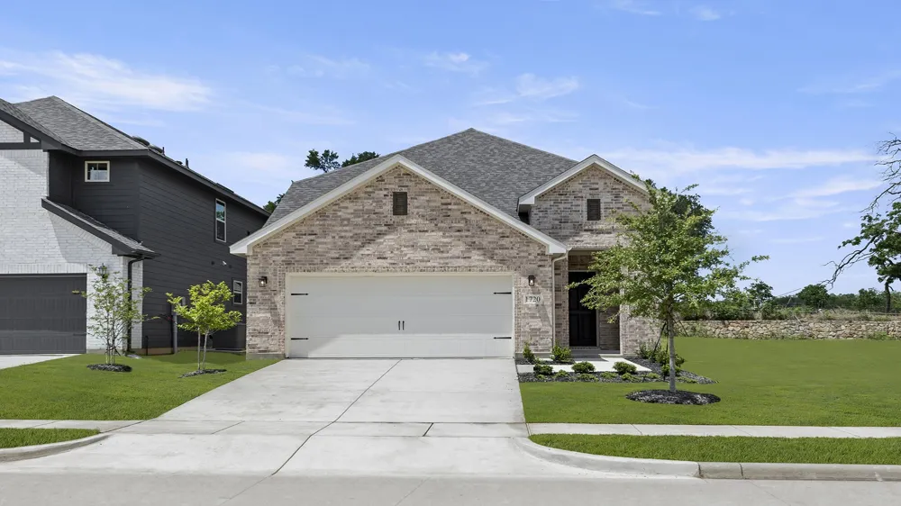 9125 Harrisburg Drive Fort Worth, TX 76036