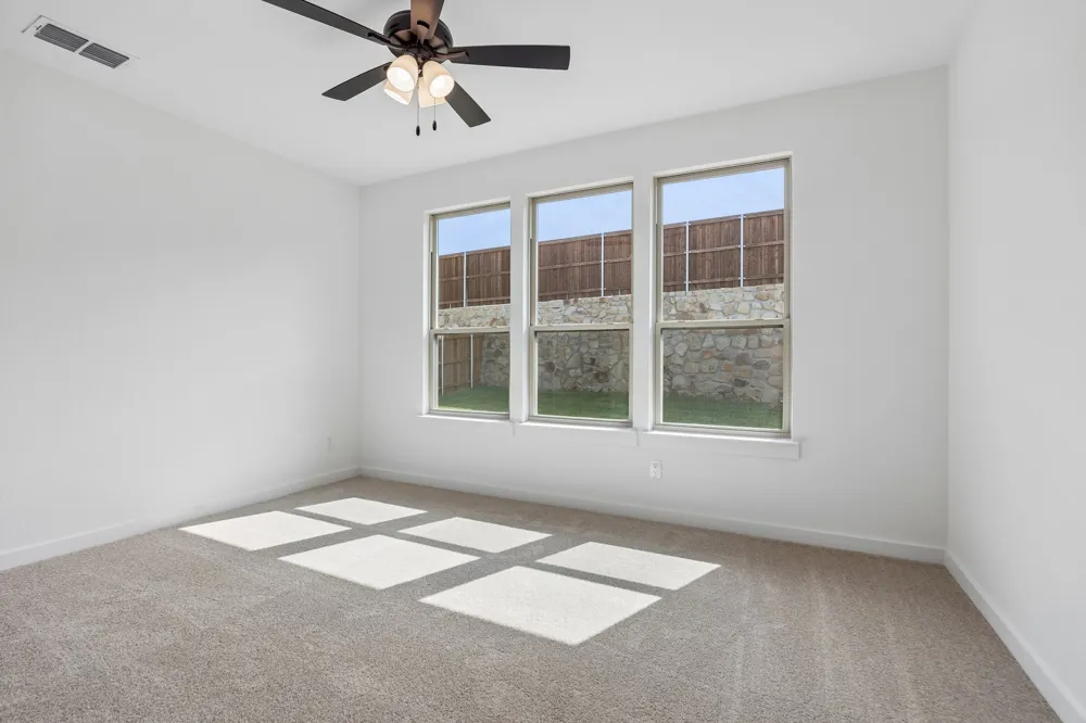 9125 Harrisburg Drive Fort Worth, TX 76036