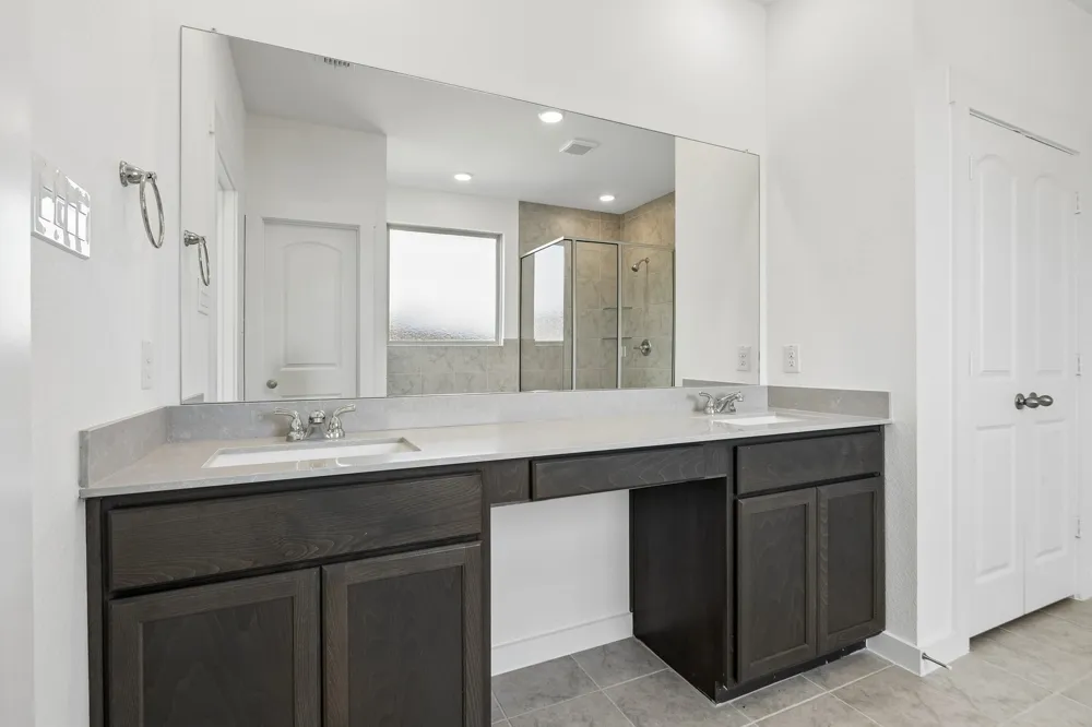 9125 Harrisburg Drive Fort Worth, TX 76036