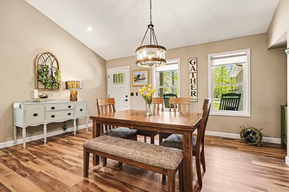 1735 Iroquois Trail Grant Township, MI 48748