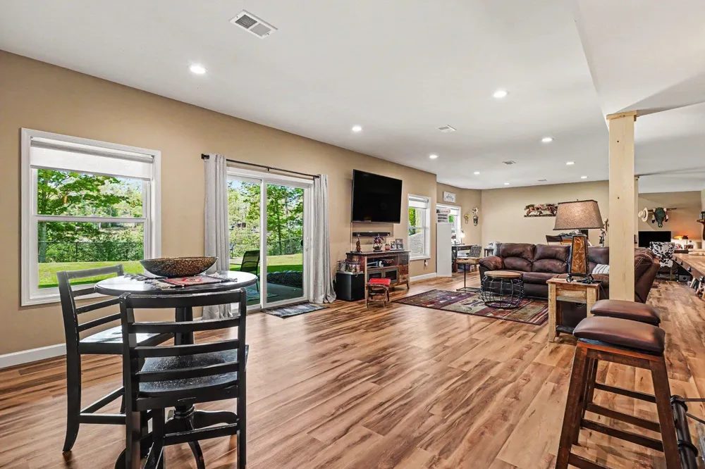 1735 Iroquois Trail Grant Township, MI 48748