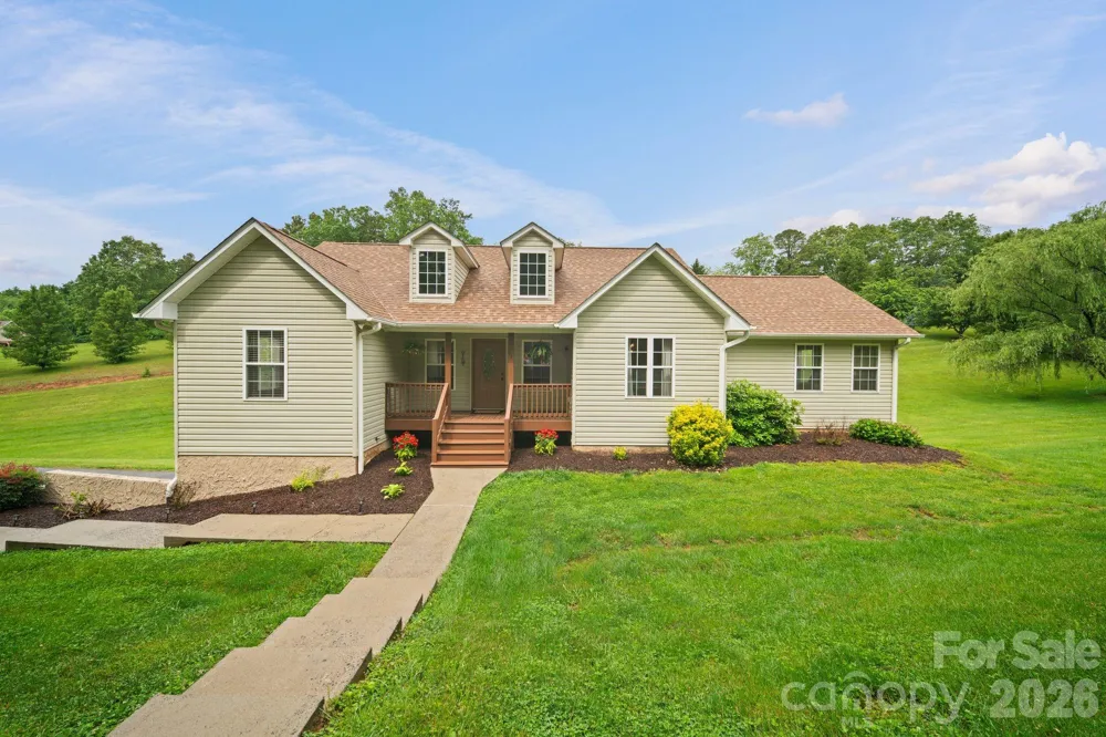 77 Sherry Lane Leicester, NC 28748