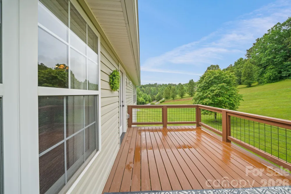 77 Sherry Lane Leicester, NC 28748