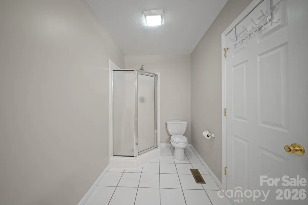 77 Sherry Lane Leicester, NC 28748