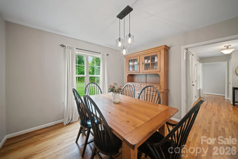 77 Sherry Lane Leicester, NC 28748
