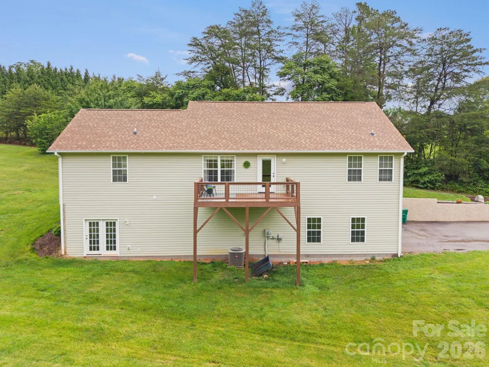 77 Sherry Lane Leicester, NC 28748