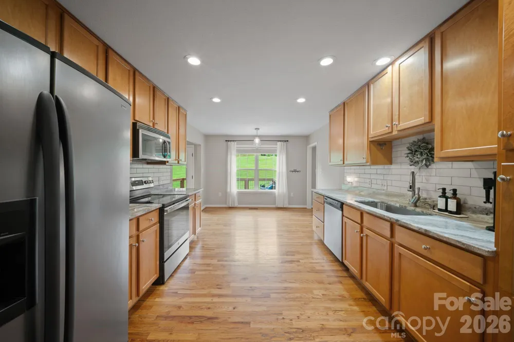 77 Sherry Lane Leicester, NC 28748