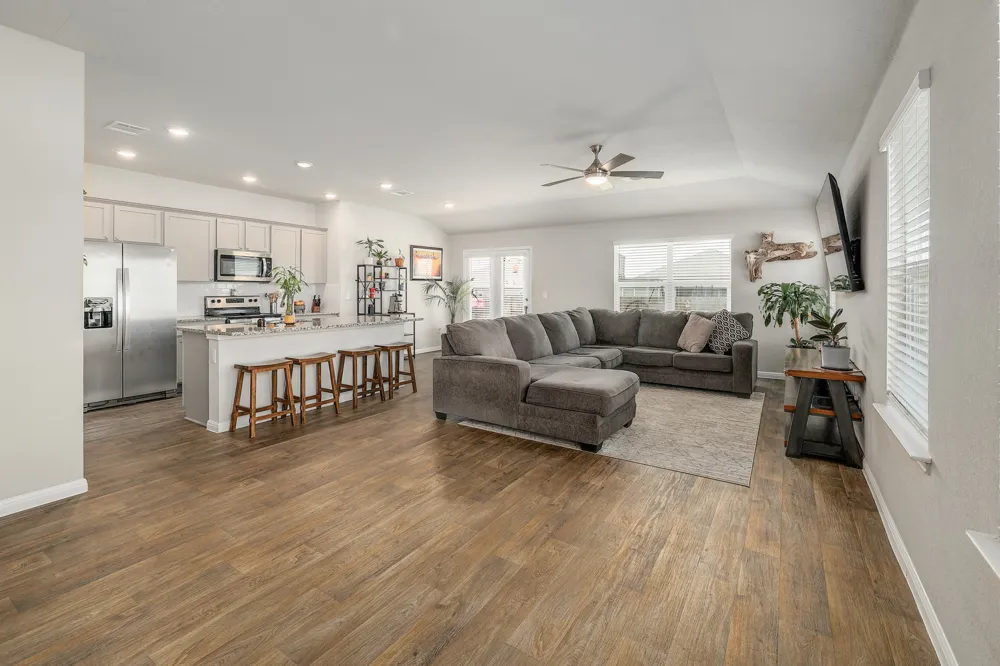 413 Hunter Loop Bertram, TX 78605
