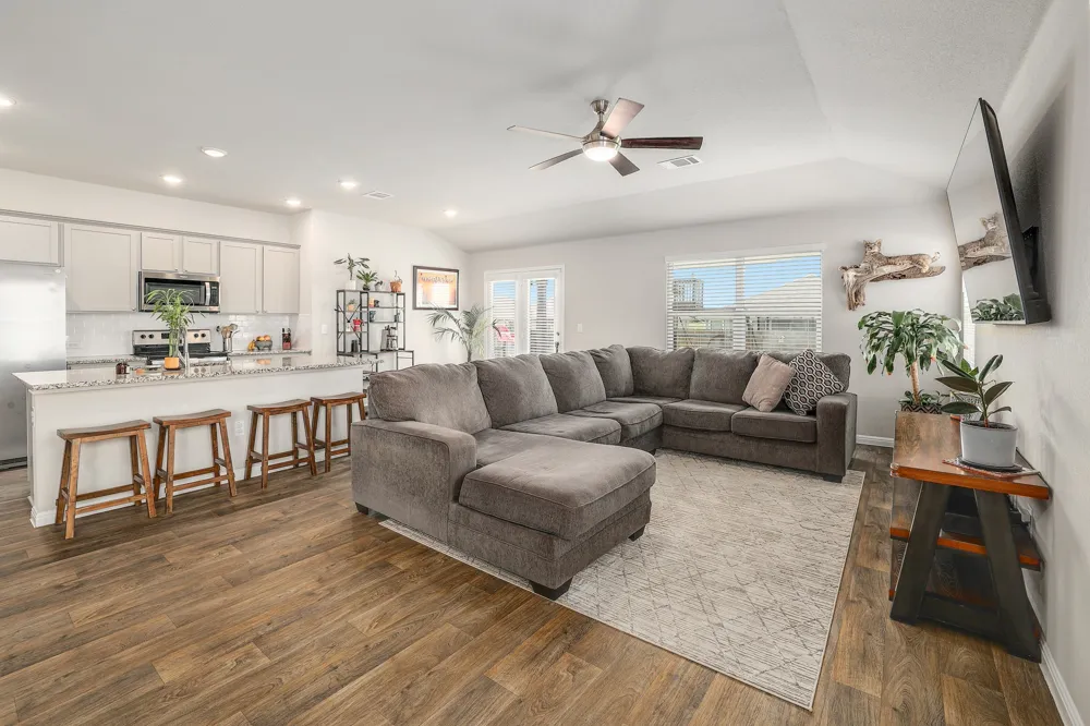 413 Hunter Loop Bertram, TX 78605