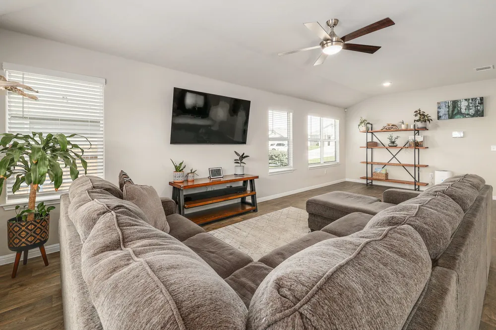 413 Hunter Loop Bertram, TX 78605