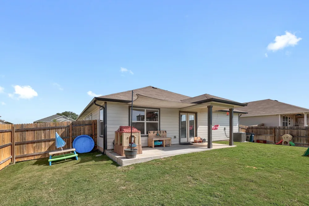 413 Hunter Loop Bertram, TX 78605