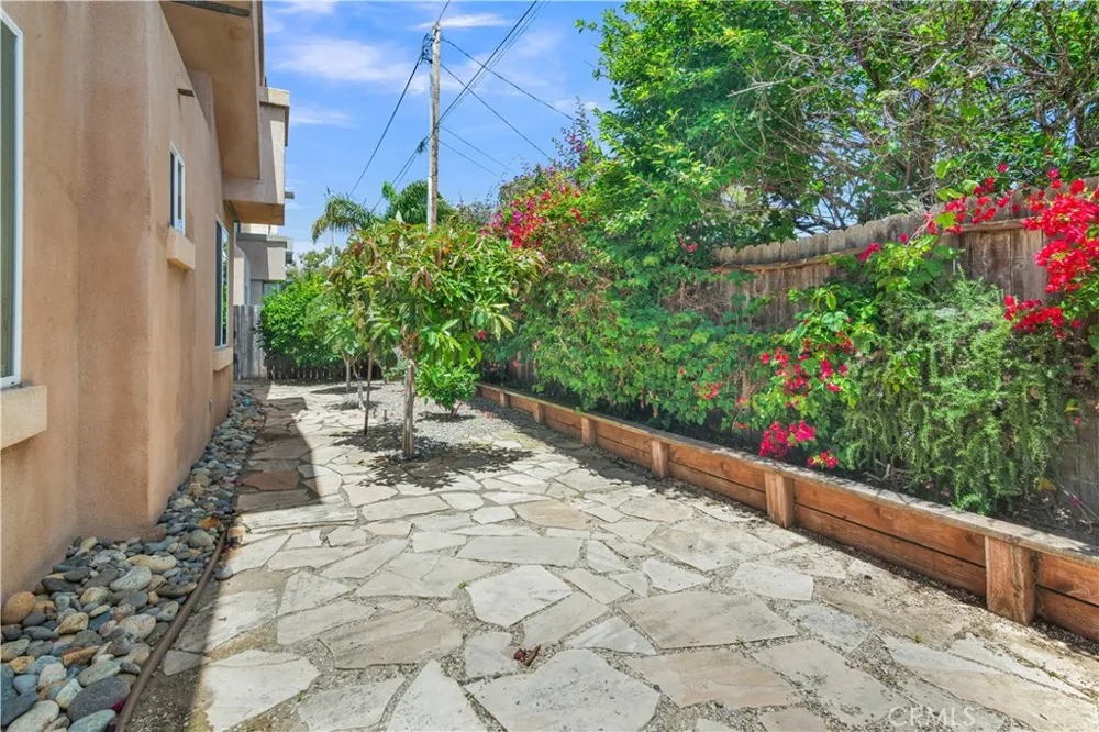 348 3rd Grover Beach, CA 93433