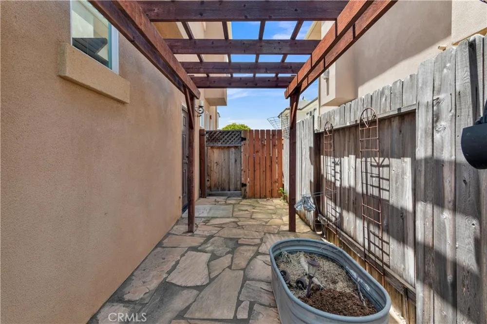 348 3rd Grover Beach, CA 93433