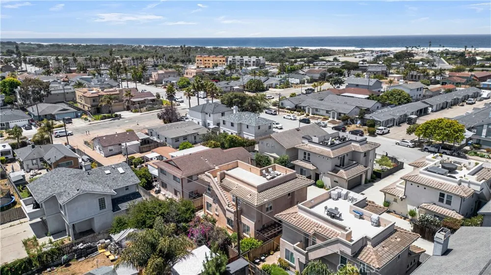 348 3rd Grover Beach, CA 93433