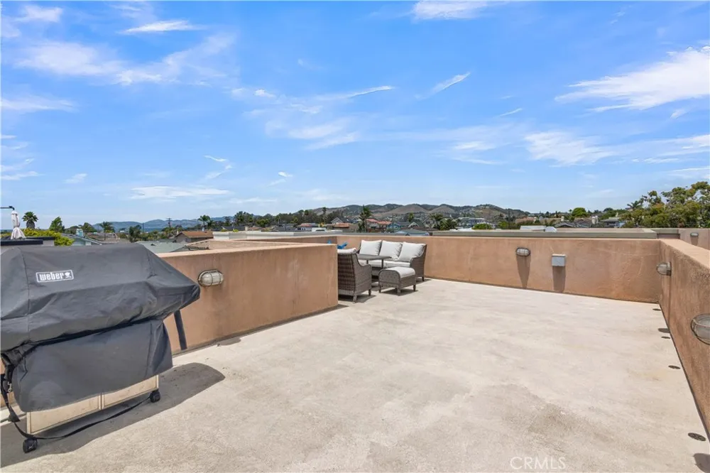348 3rd Grover Beach, CA 93433