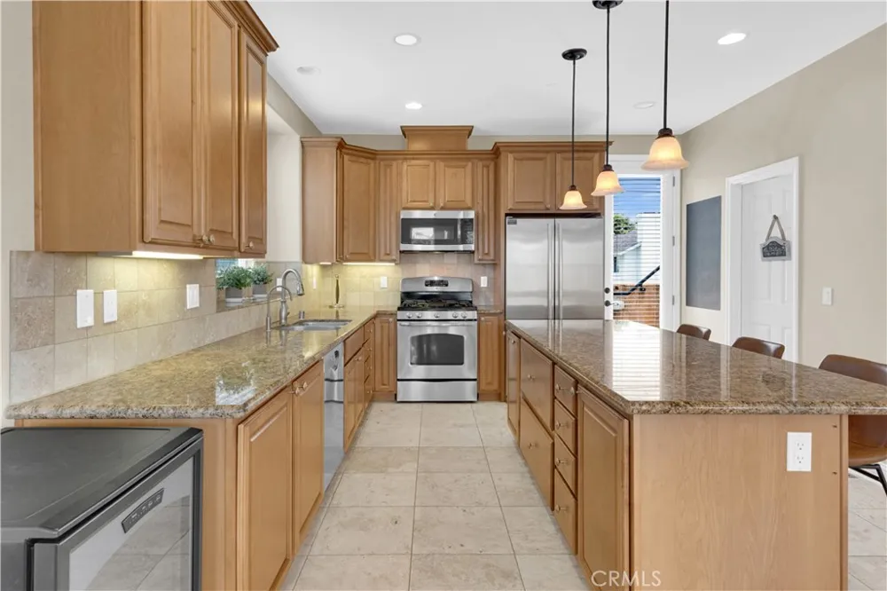 348 3rd Grover Beach, CA 93433