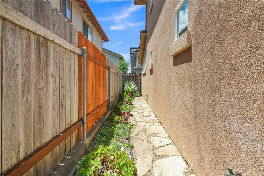 348 3rd Grover Beach, CA 93433