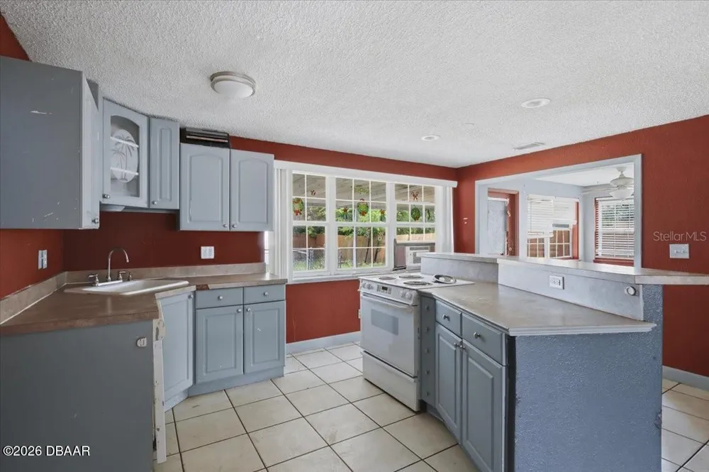 2605 Yale Road South Daytona, FL 32119