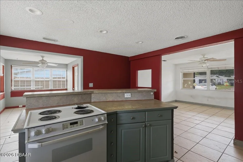 2605 Yale Road South Daytona, FL 32119