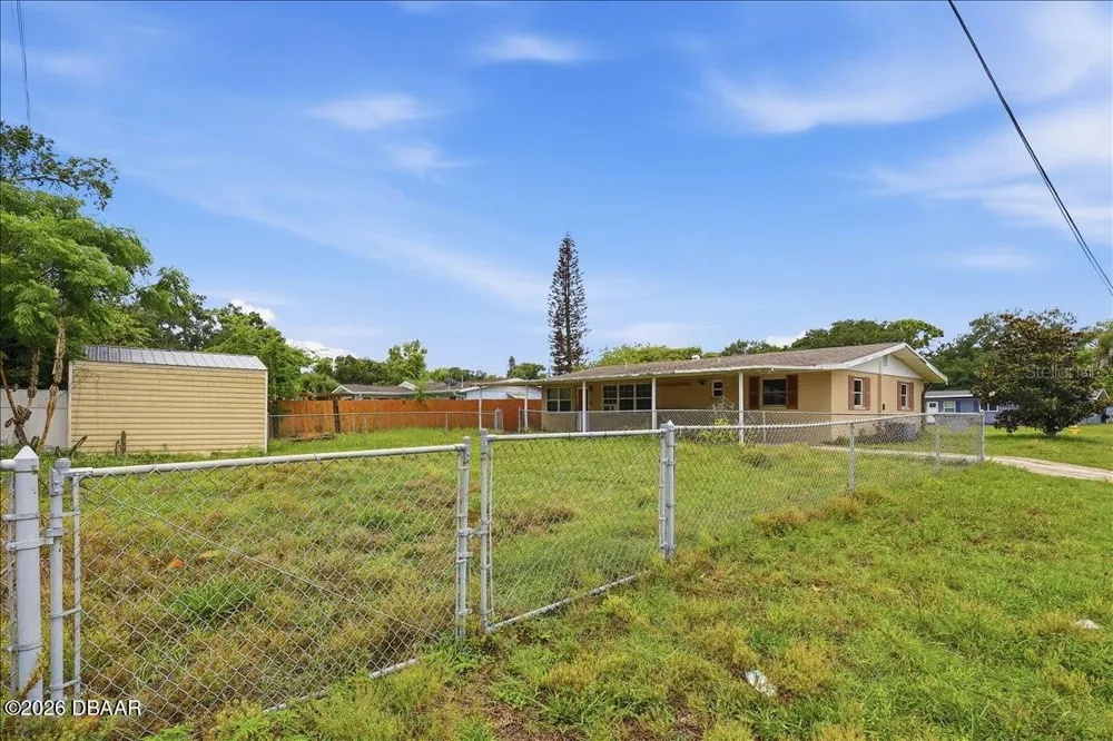 2605 Yale Road South Daytona, FL 32119