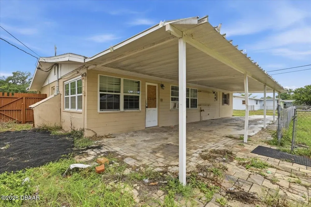 2605 Yale Road South Daytona, FL 32119