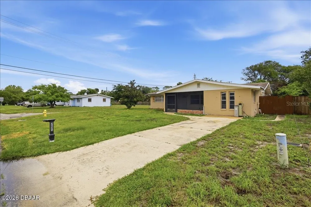 2605 Yale Road South Daytona, FL 32119