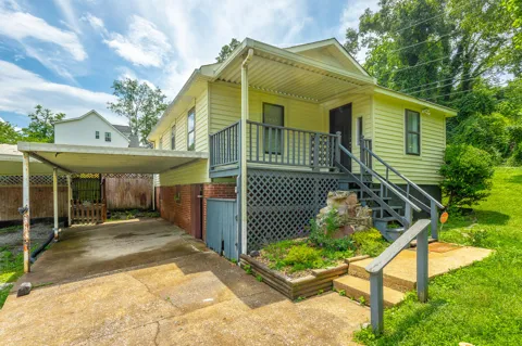 820 Mcroy Drive
