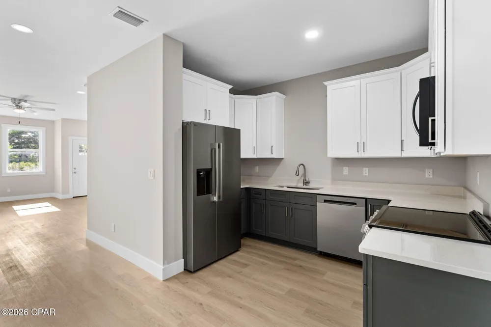 1421 Cove Boulevard #D Panama City, FL 32401