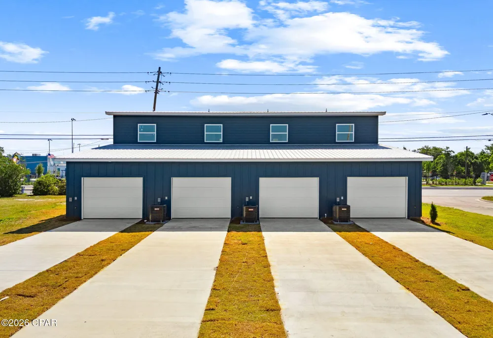 1421 Cove Boulevard #D Panama City, FL 32401