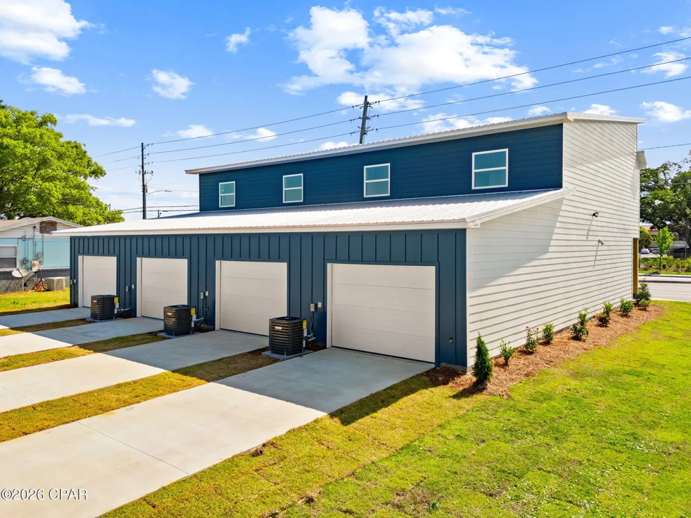 1421 Cove Boulevard #D Panama City, FL 32401
