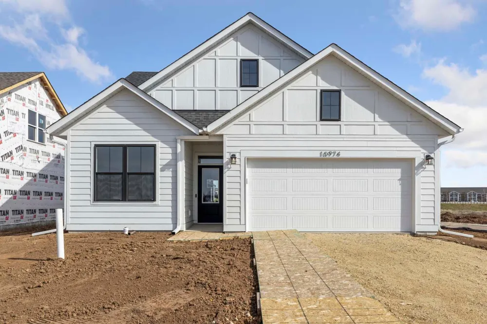 10930 37th Street Lake Elmo, MN 55042